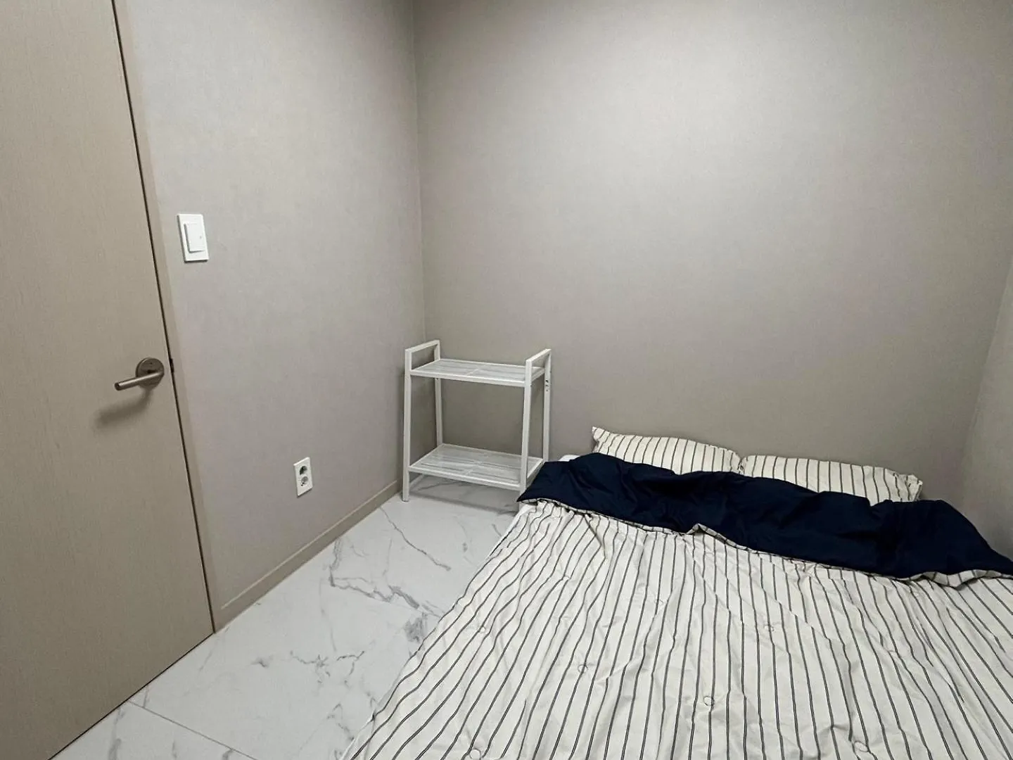 Sheer House Apartment Seoul